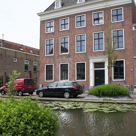 Canal House In Historic City Center 豪达 外观 照片